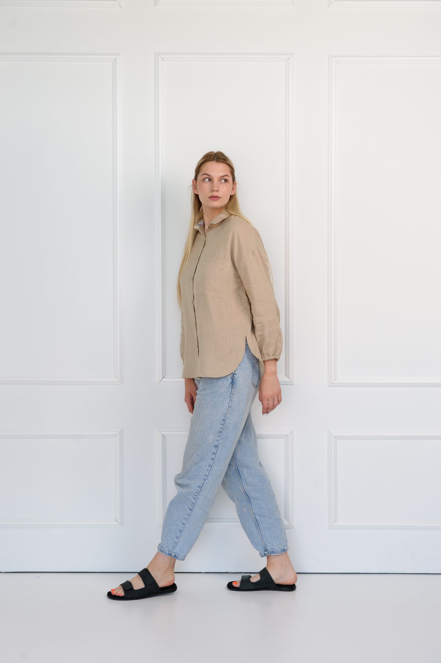 Oversize-Leinenhemd in Beige