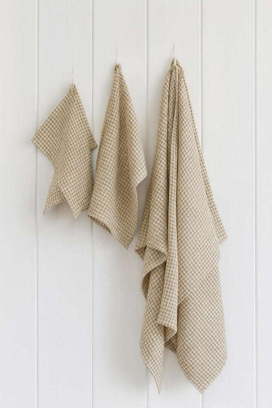 Linen Towel Set (3 Pieces) in Natural Beige