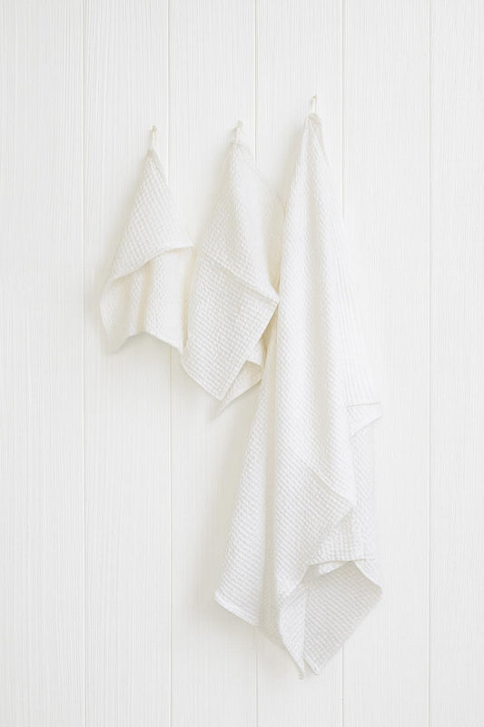 Linen Towel Set (3 Pieces) in Snow White