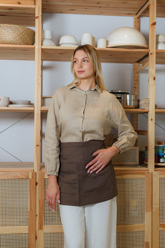 Linen Half Apron with Pockets in Rust Brown