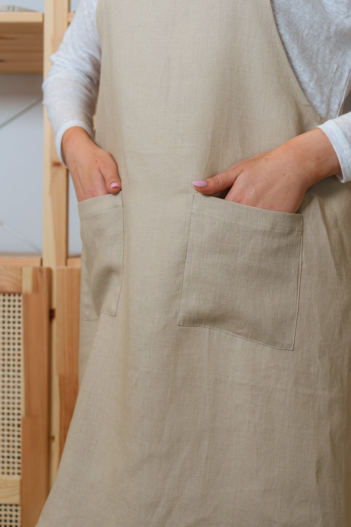 Leinenschürze mit Taschen (Halbschürze) in Beige
