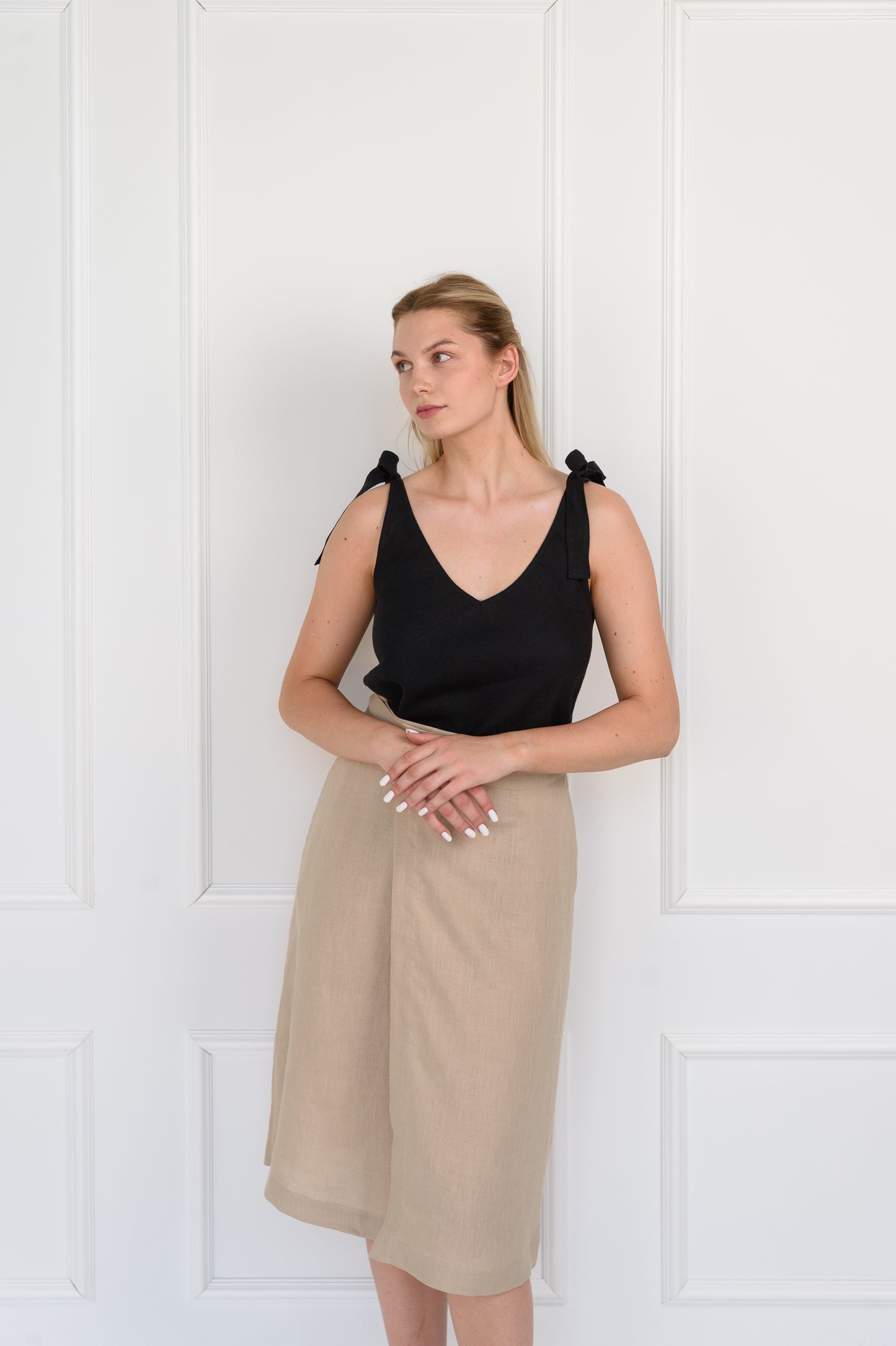 Linen Tank Top in Black