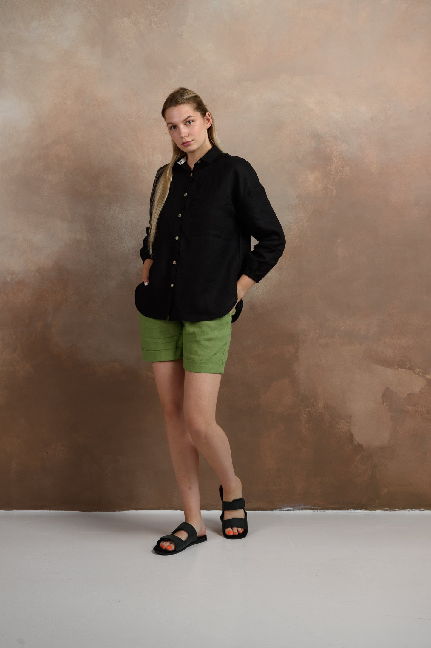 Oversized Linen Shirt in Black
