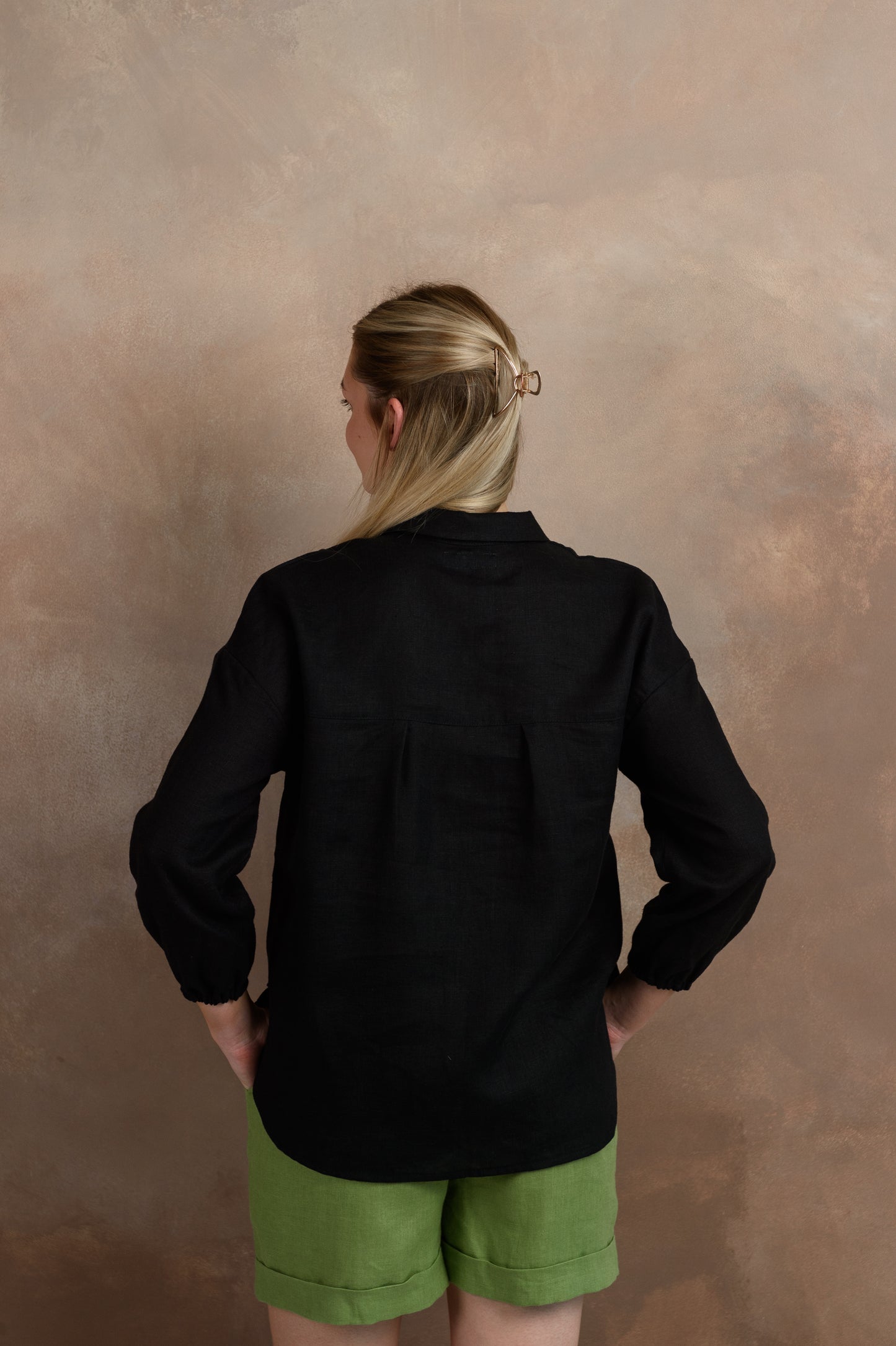 Oversized Linen Shirt in Black